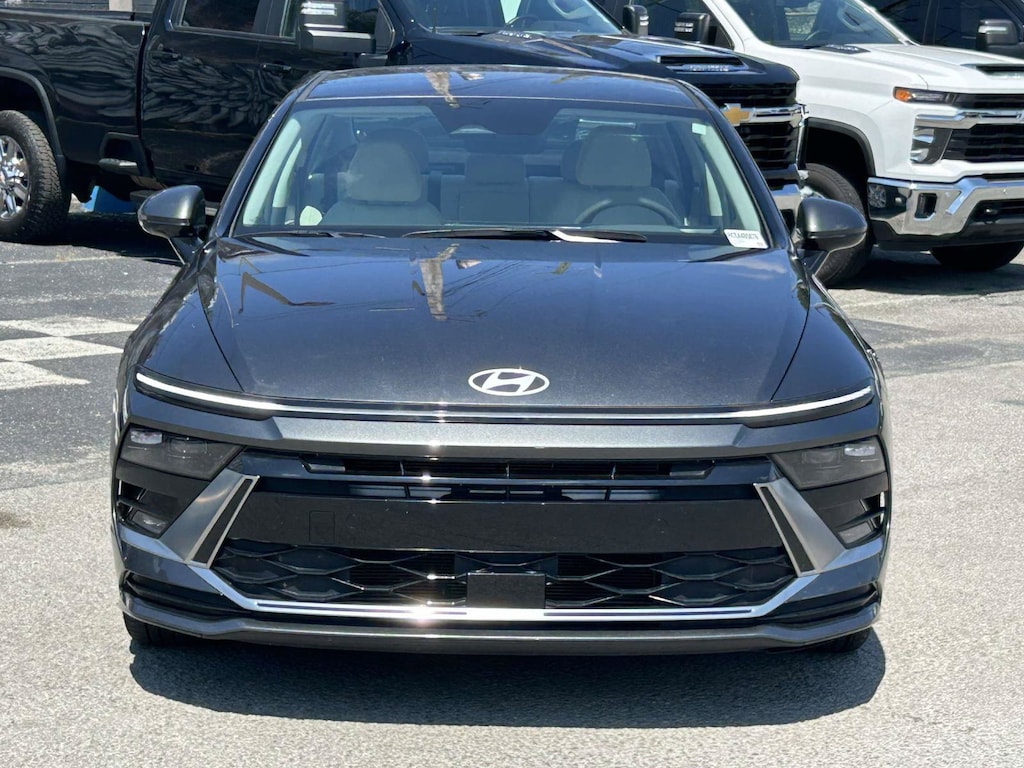 Used 2025 Hyundai Sonata SEL Sedan