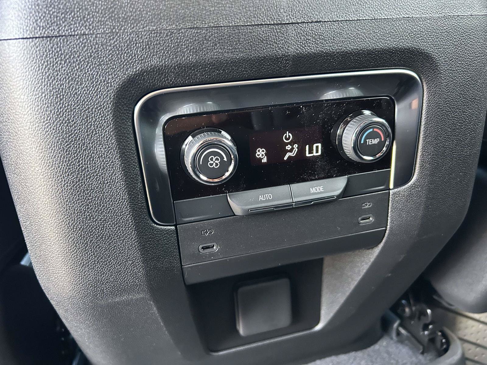 2026 Chevrolet Suburban LS - Photo 14