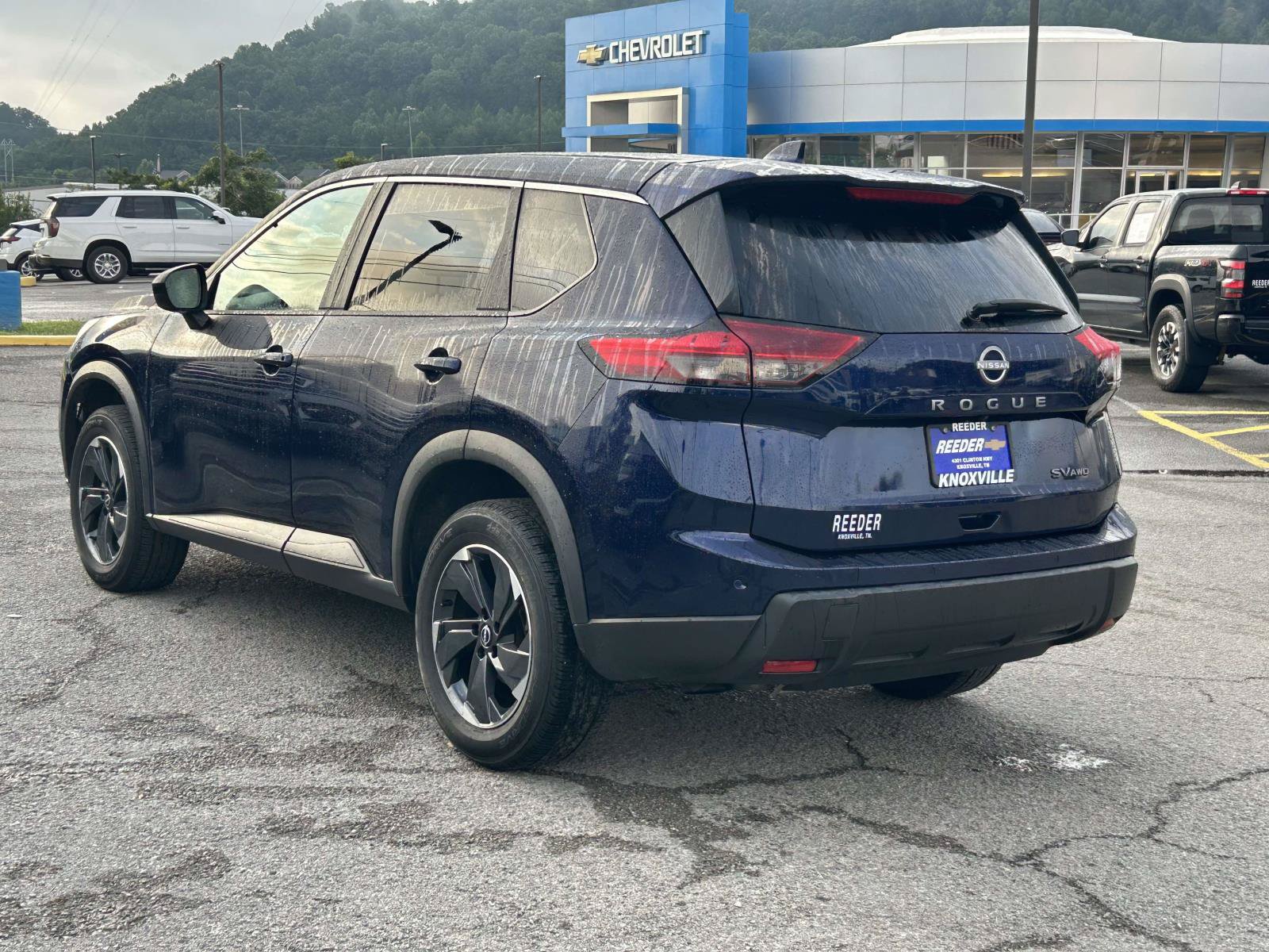 Used 2024 Nissan Rogue SV SUV