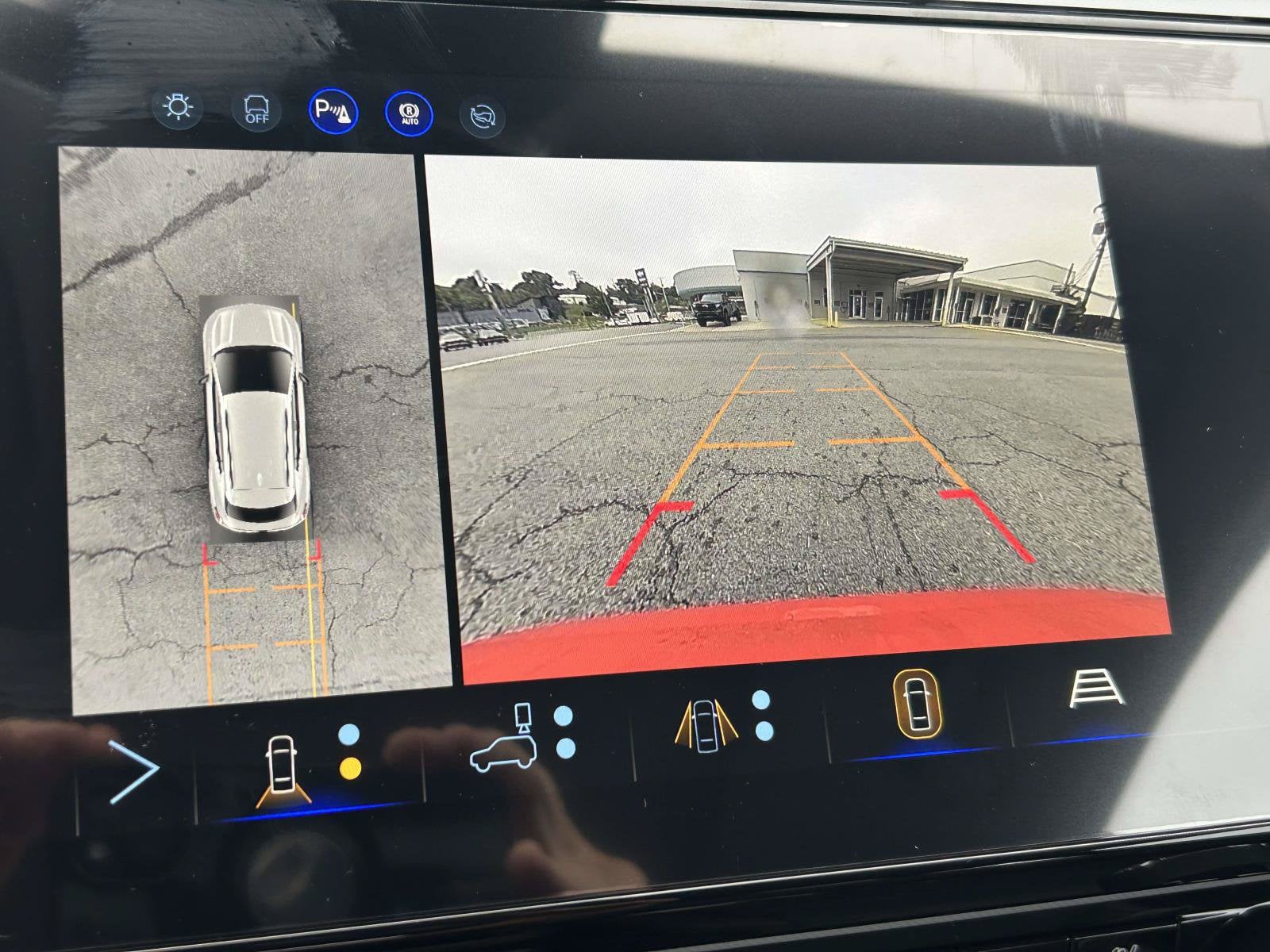2027 Chevrolet Bolt RS - Photo 25