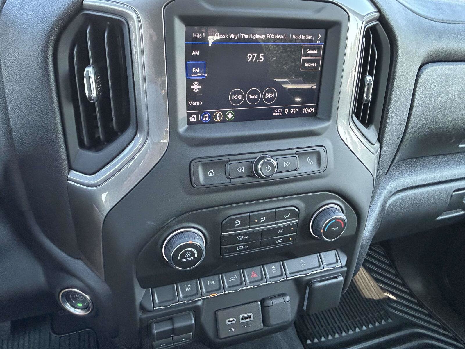 2026 Chevrolet Silverado 2500 HD Custom - Photo 23