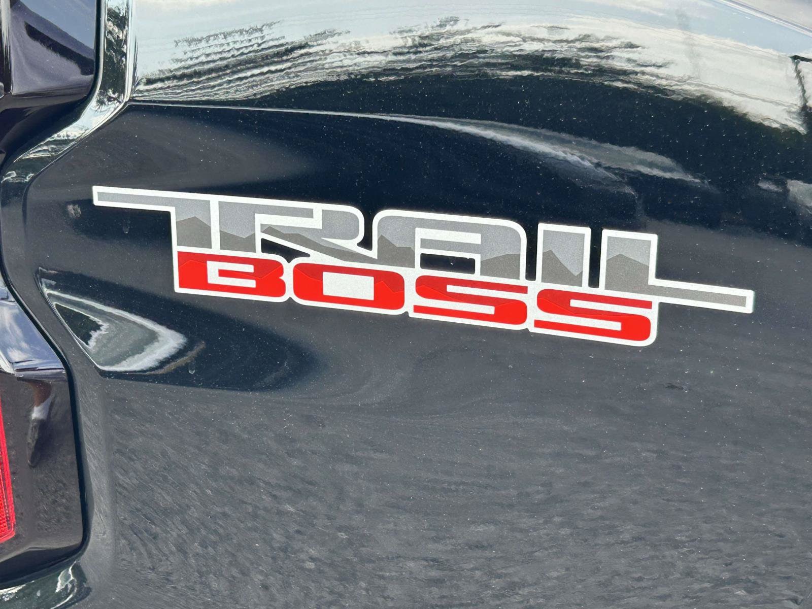 2026 Chevrolet Colorado Trail Boss - Photo 11