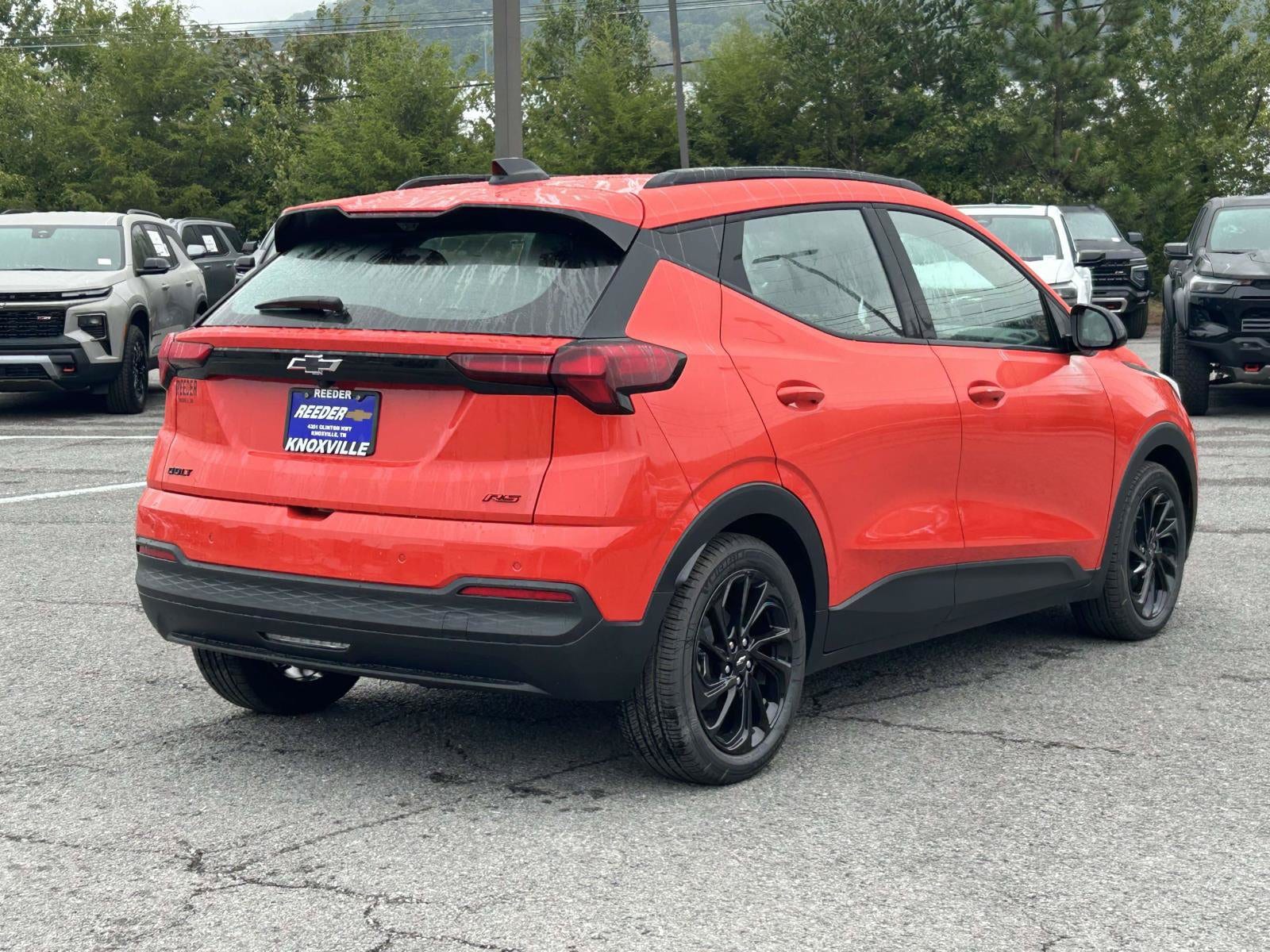 2027 Chevrolet Bolt RS - Photo 7