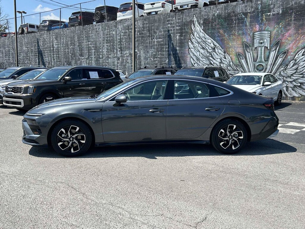 Used 2025 Hyundai Sonata SEL Sedan