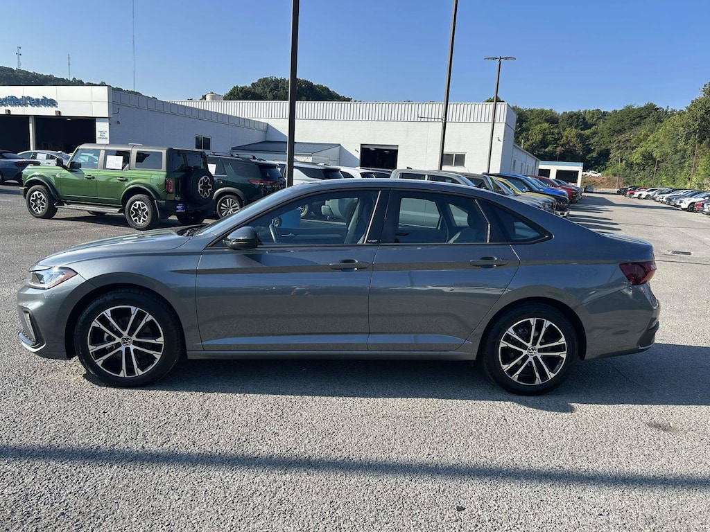 Used 2025 Volkswagen Jetta Sport Sedan