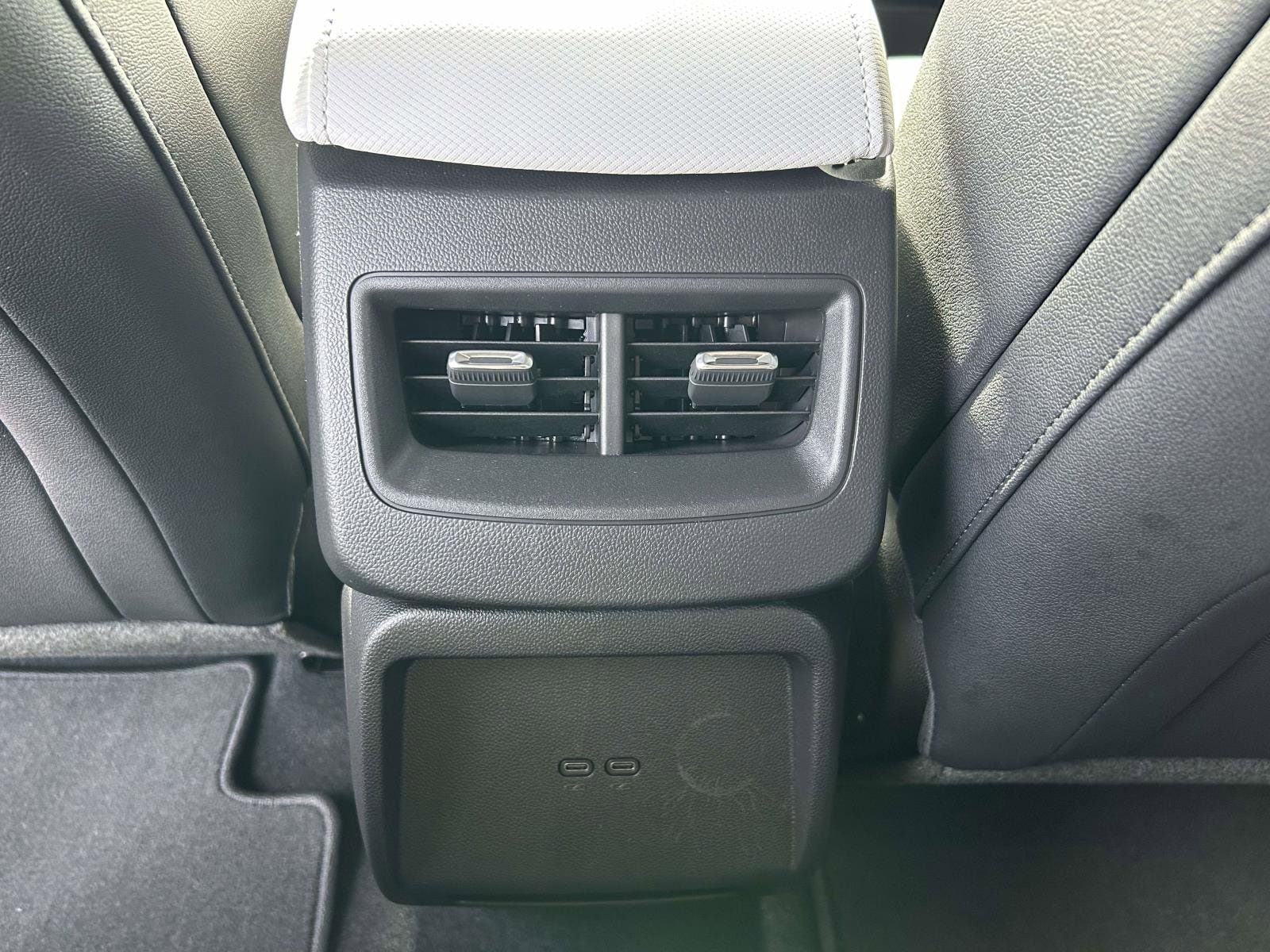 2026 Chevrolet Equinox EV 2LT - Photo 14