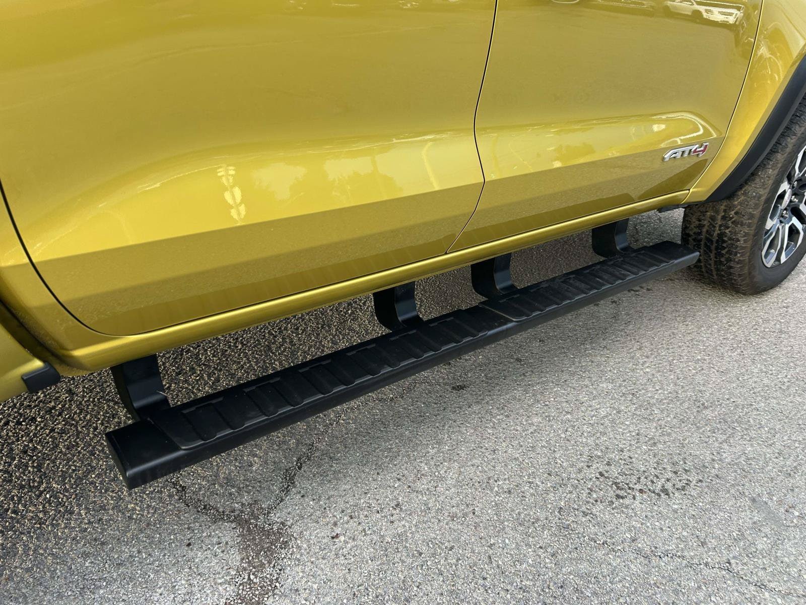2024 GMC Canyon AT4 - Photo 10