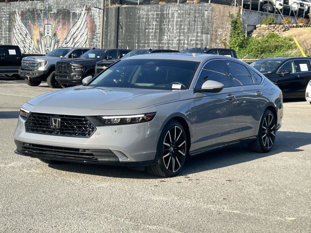 Used 2025 Honda Accord Hybrid Touring Sedan