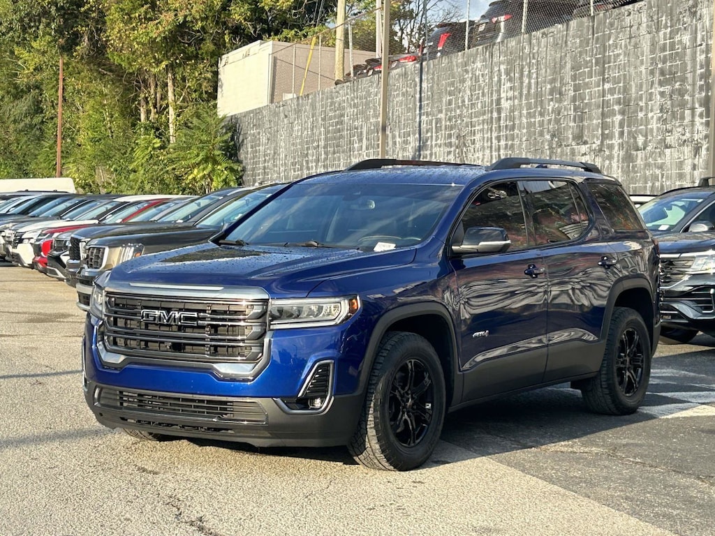Used 2023 GMC Acadia AT4 SUV