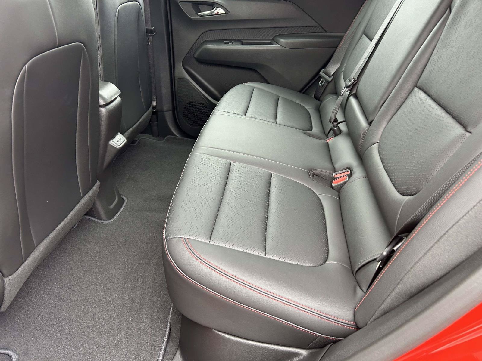 2027 Chevrolet Bolt RS - Photo 14