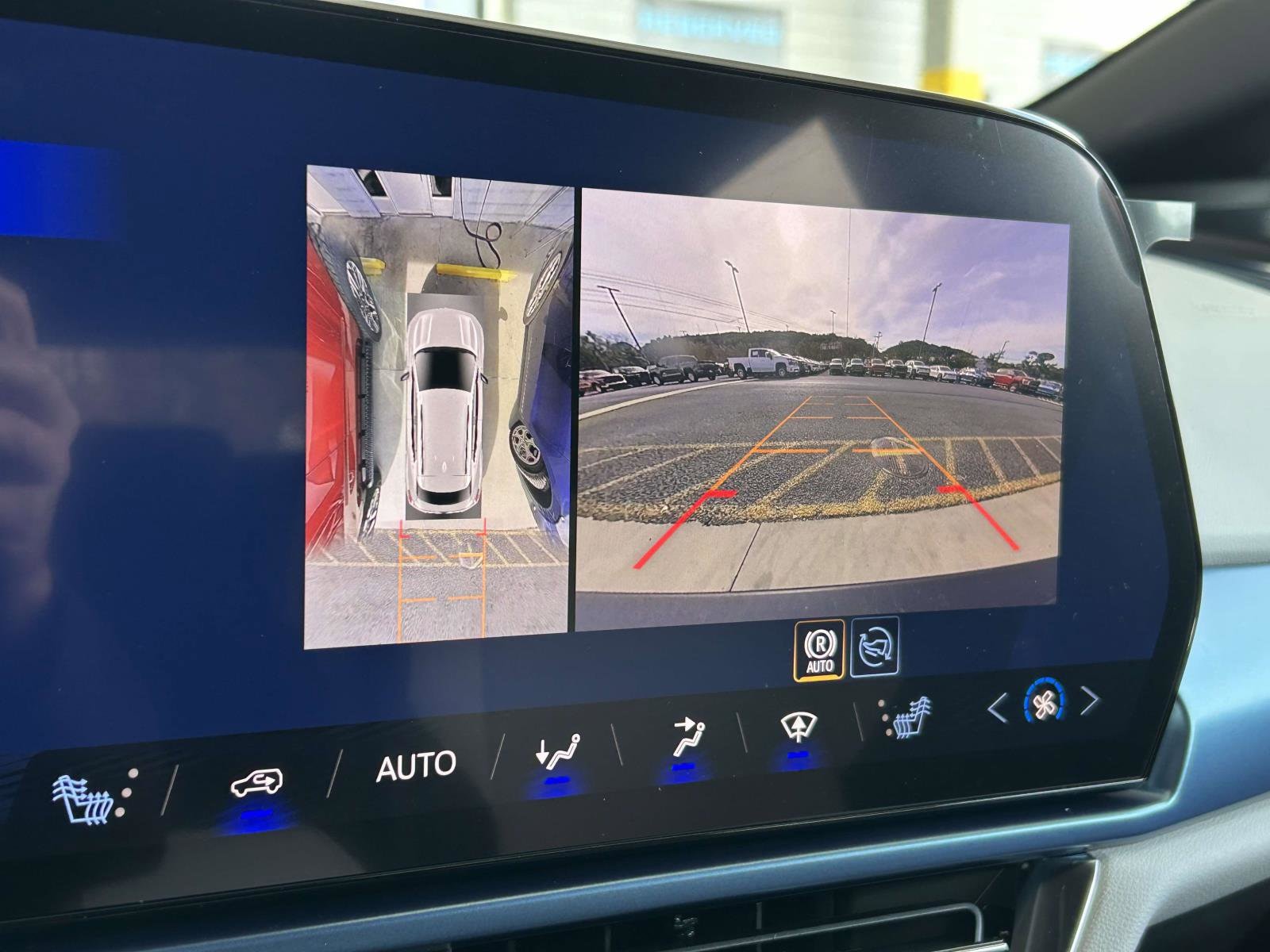 2026 Chevrolet Equinox EV 2LT - Photo 23