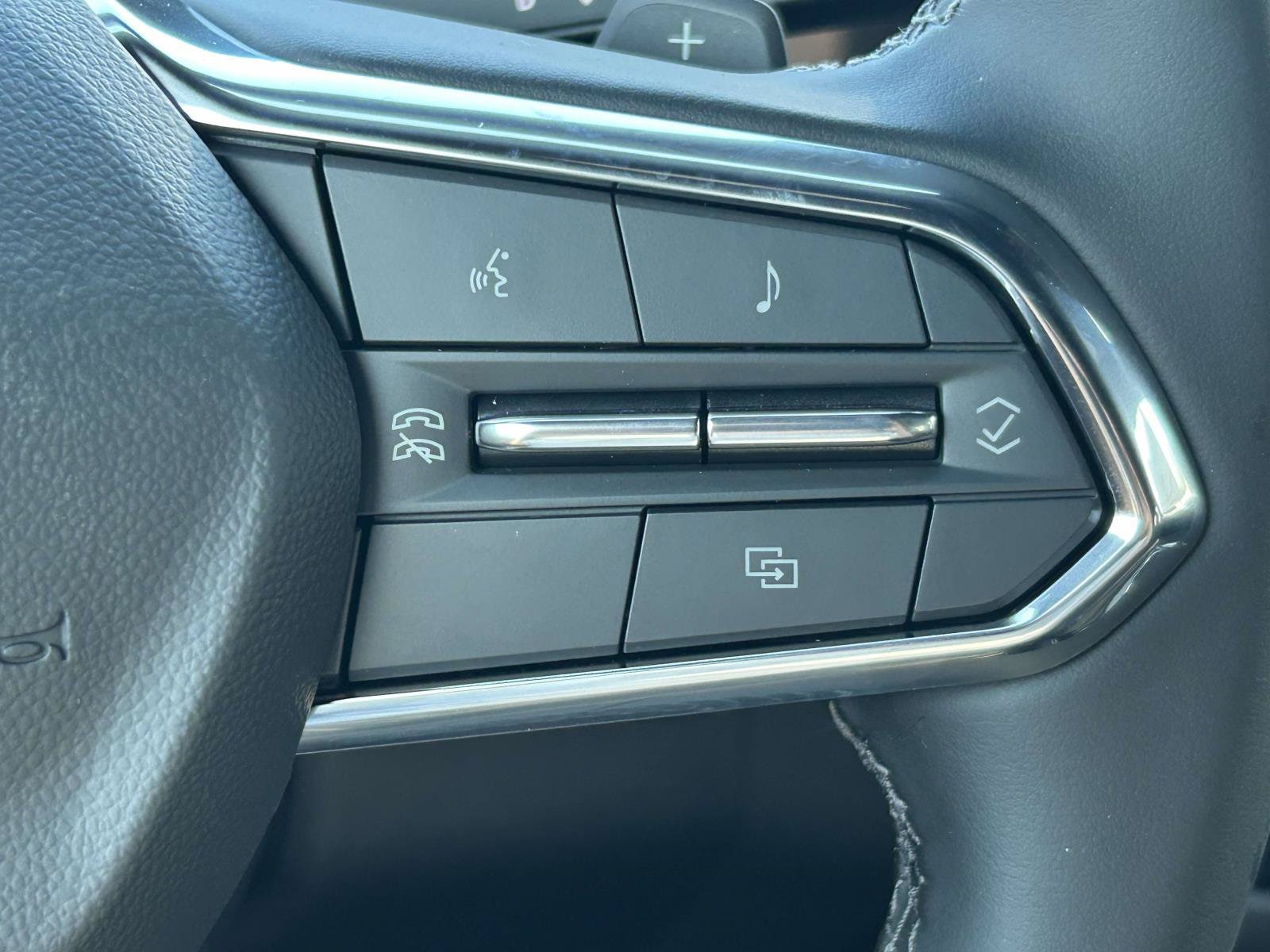 2026 Chevrolet Suburban LS - Photo 23