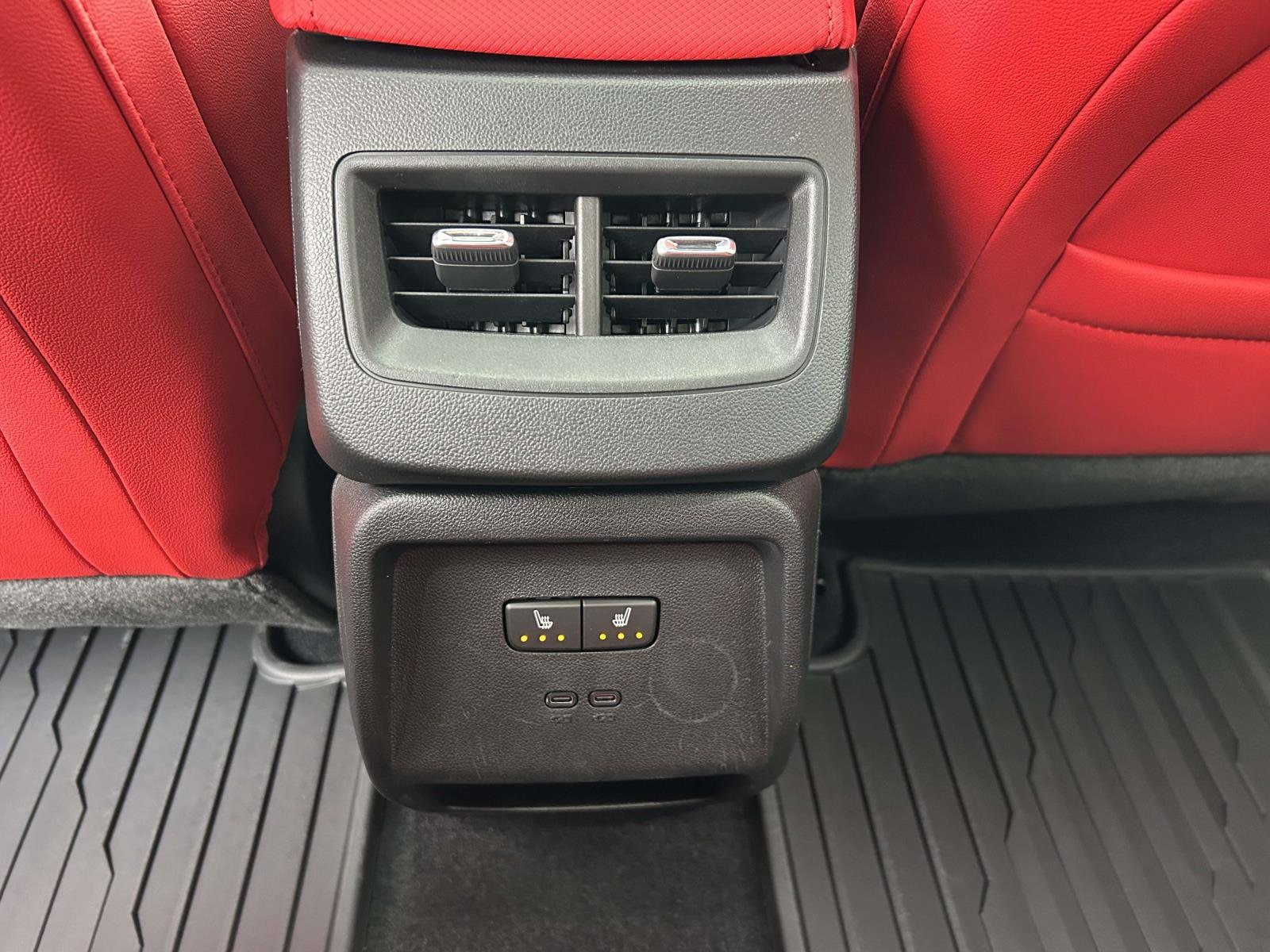 2026 Chevrolet Equinox EV RS - Photo 16