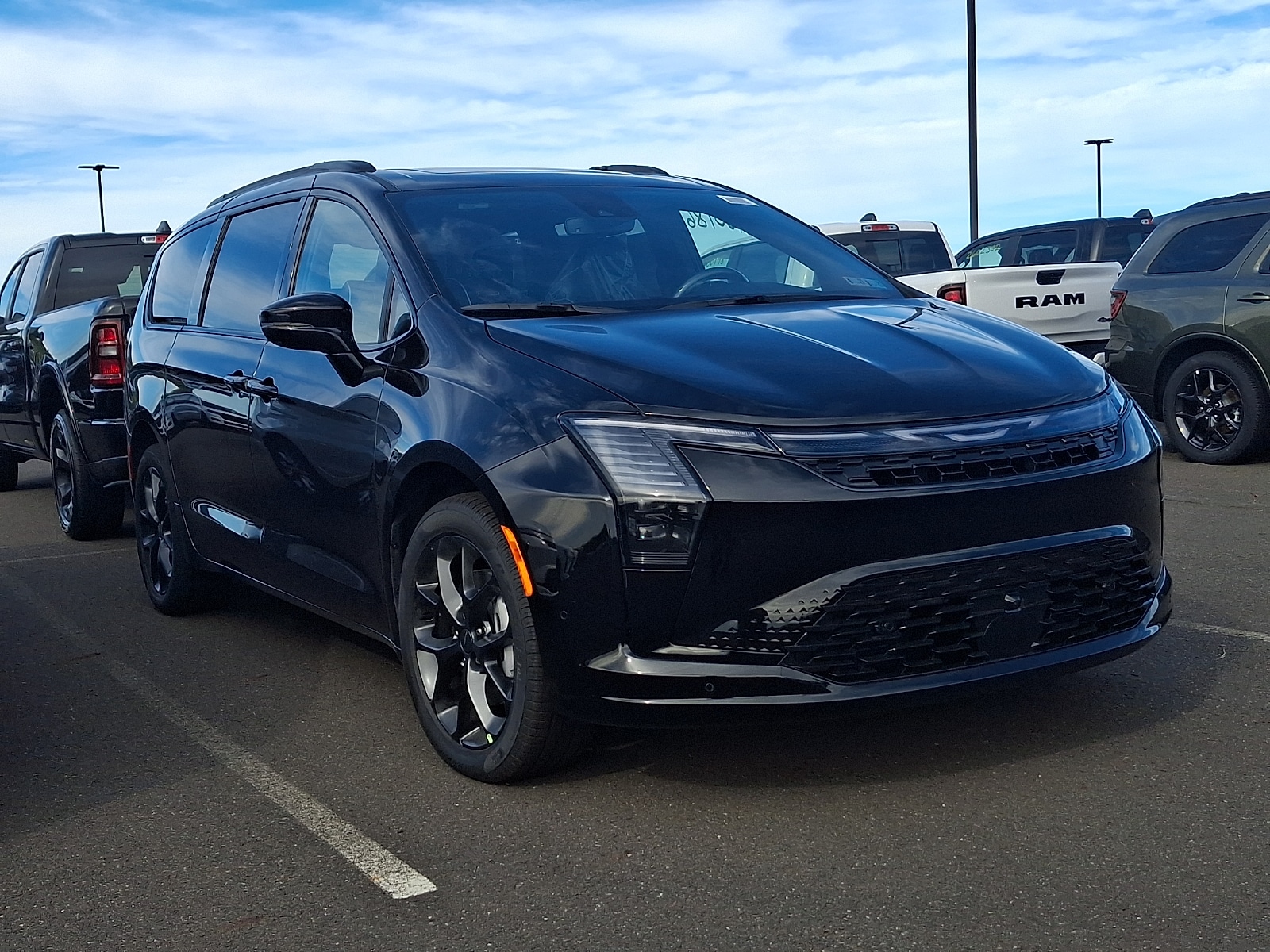 2027 Chrysler Pacifica Limited