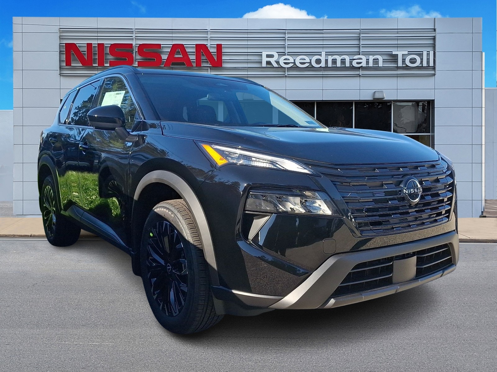 2027 Nissan Rogue Dark Armor