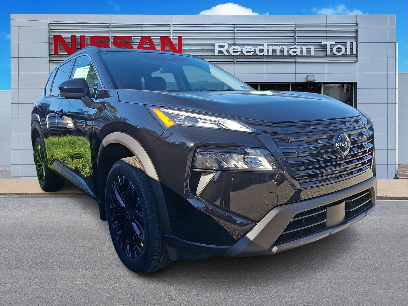 2027 Nissan Rogue Dark Armor
