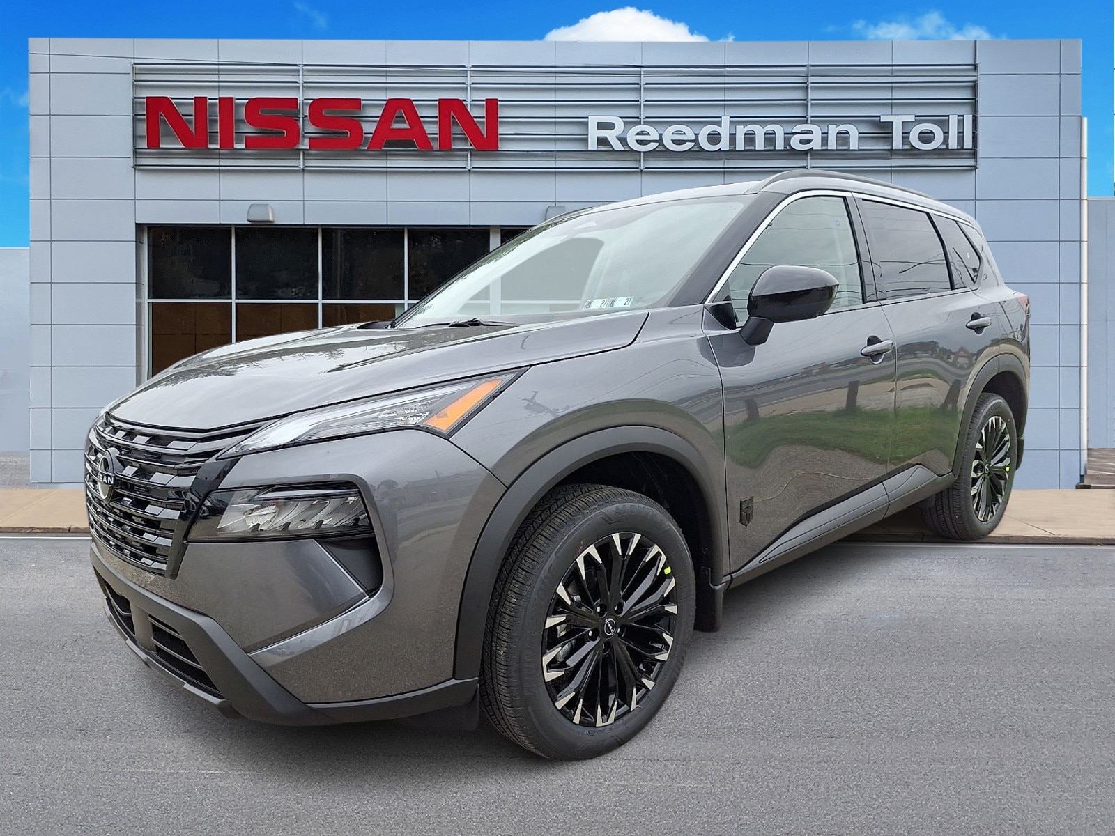 2027 Nissan Rogue Dark Armor