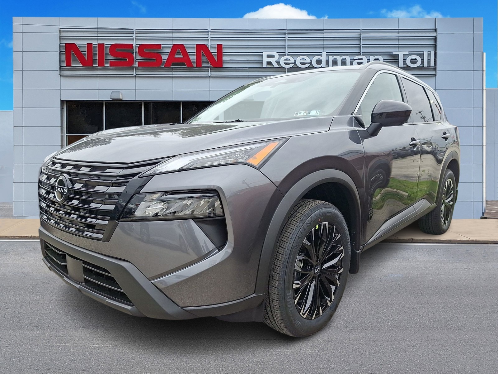 2027 Nissan Rogue Dark Armor