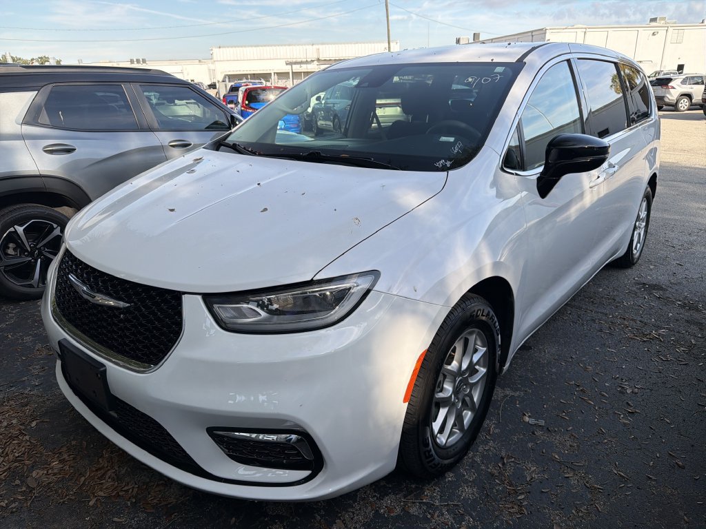 2024 Chrysler Pacifica