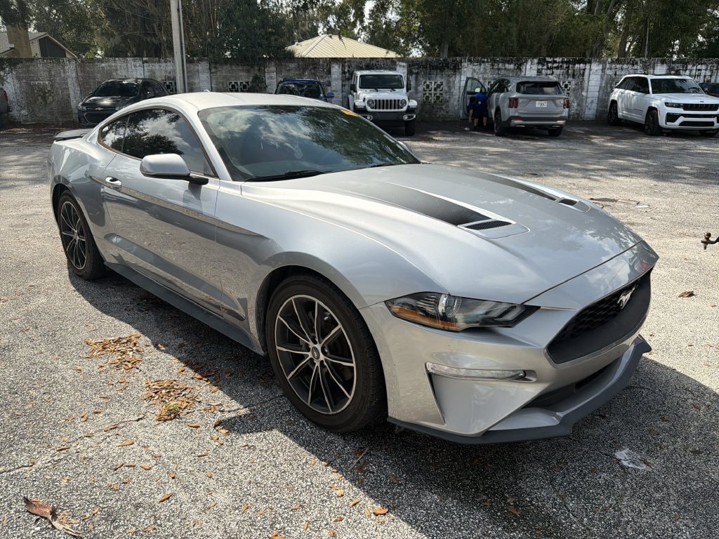 2020 Ford Mustang EcoBoost