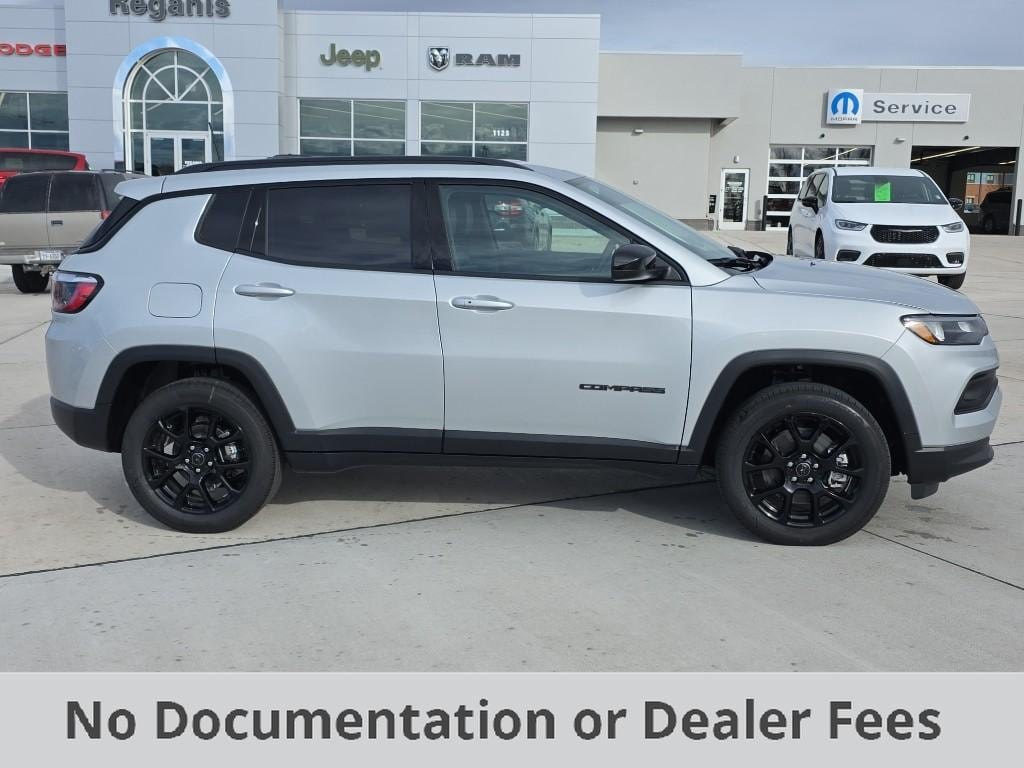 2026 Jeep Compass Latitude Altitude