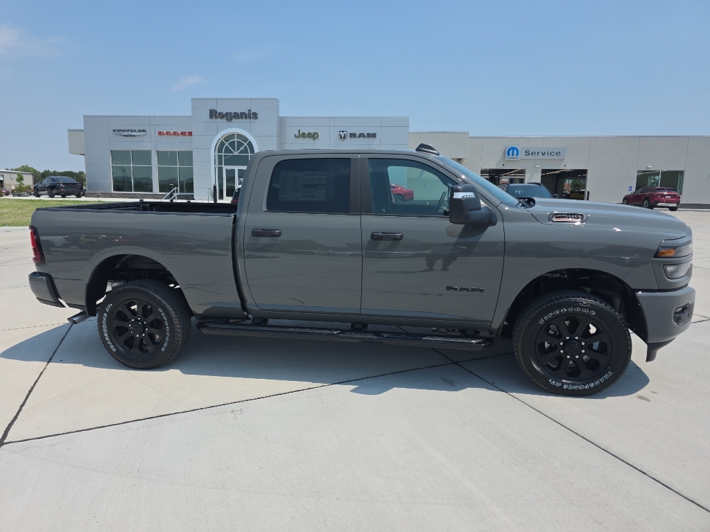 New 2026 Ram 2500 BIG HORN CREW CAB 4X4 6'4 BOX Pickup