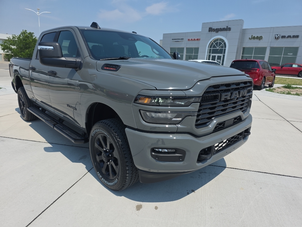 New 2026 Ram 2500 BIG HORN CREW CAB 4X4 6'4 BOX Pickup