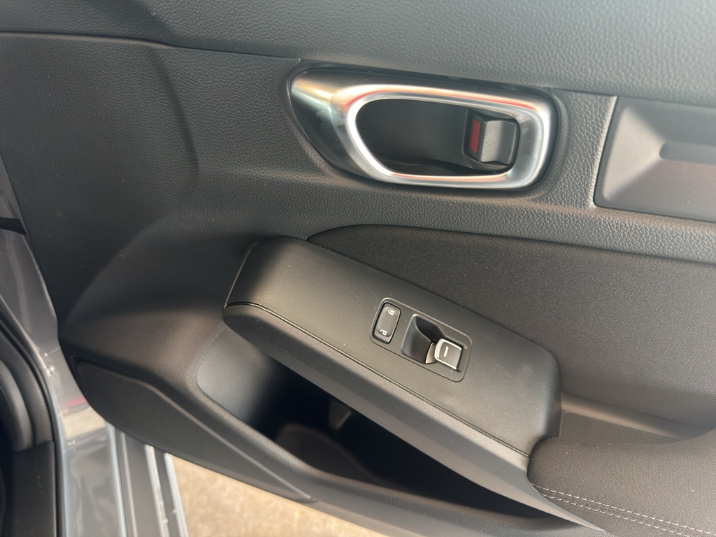 2026 Honda Civic Hatchback Sport - Photo 16