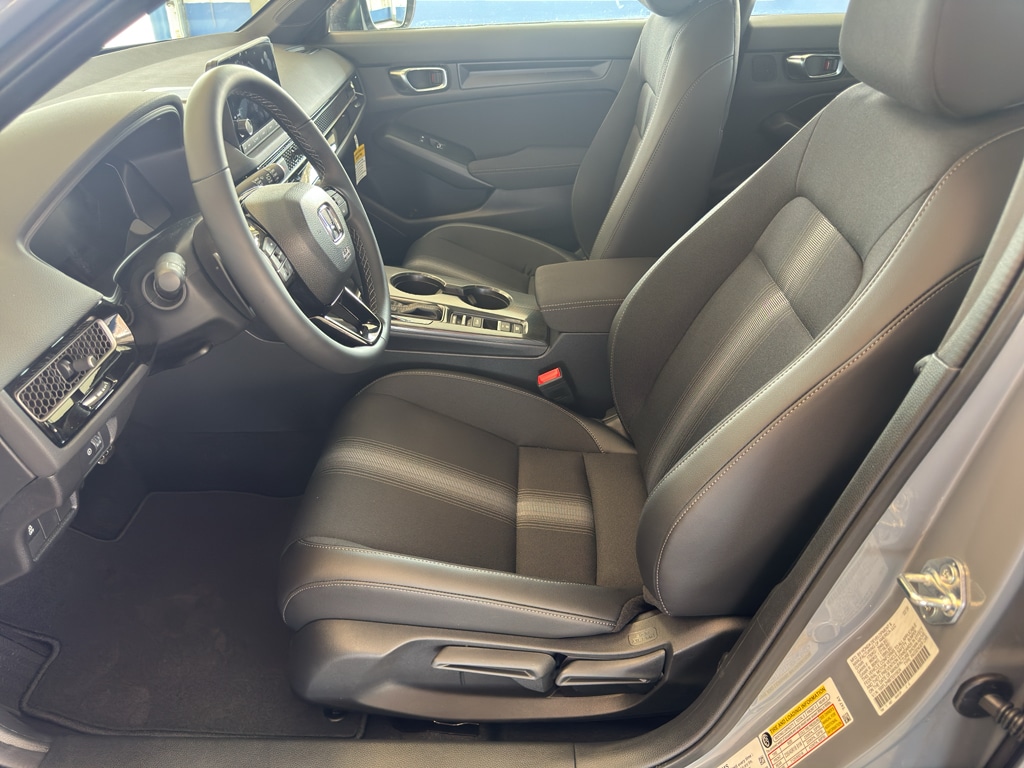 2026 Honda Civic Hatchback Sport - Photo 10