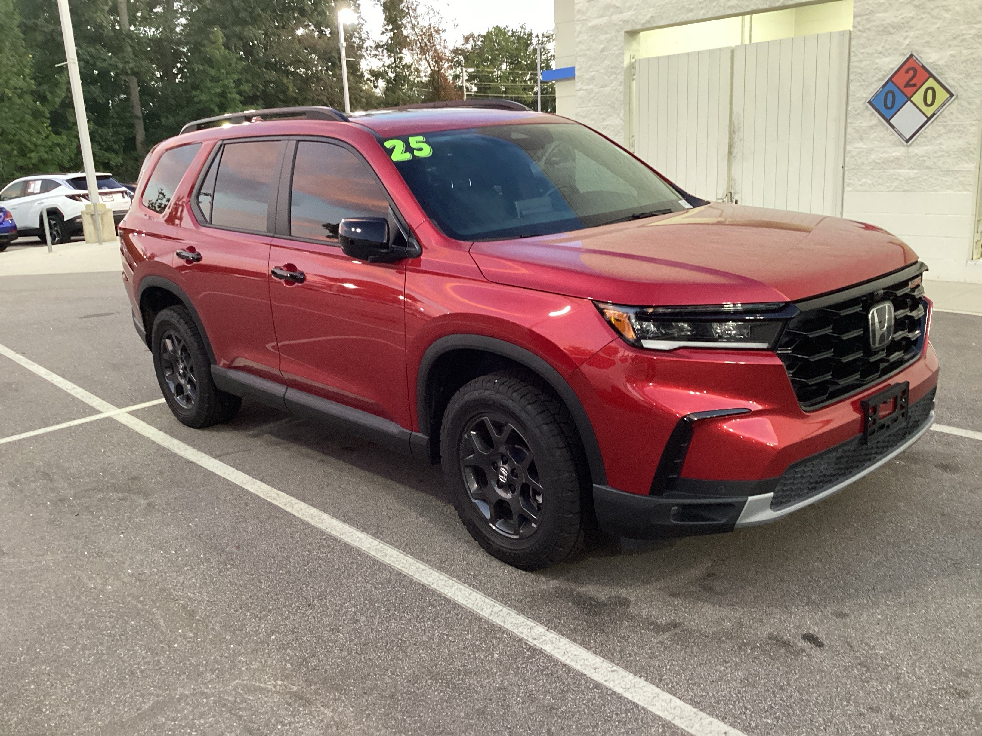 2025 Honda Pilot TrailSport SUV