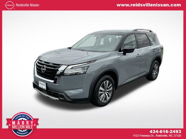 2023 Nissan Pathfinder SL