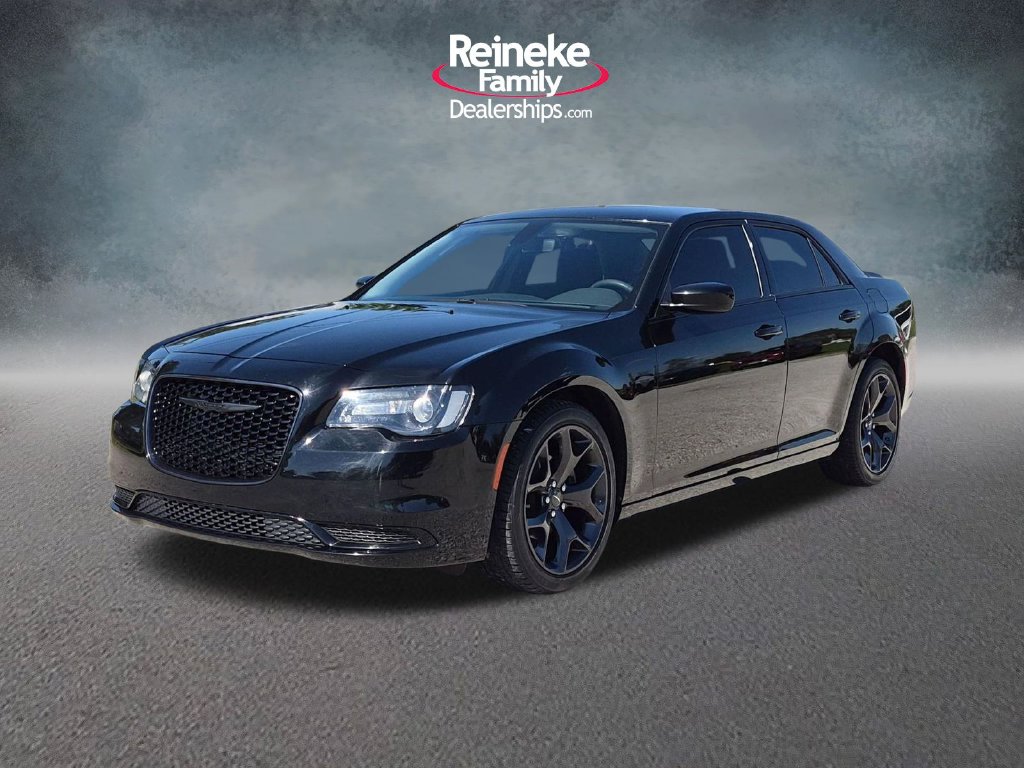 2023 Chrysler 300 Touring