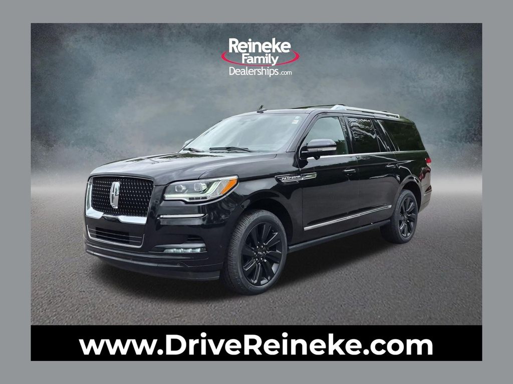 2023 Lincoln Navigator L