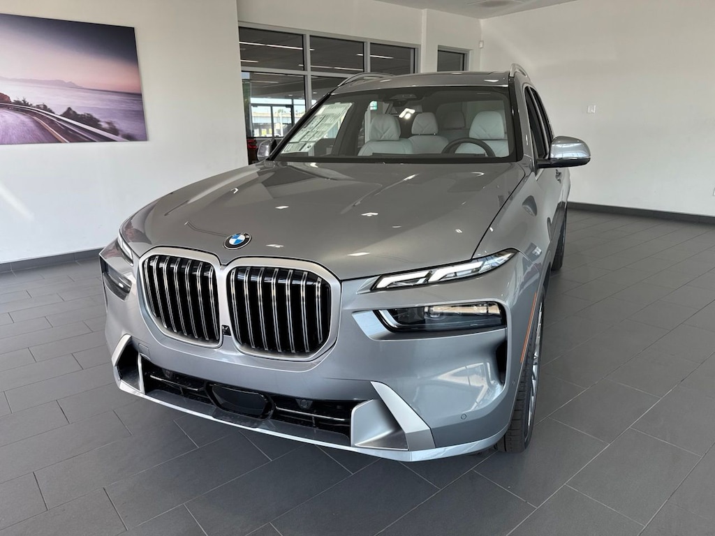New 2027 BMW X7 xDrive40i SUV