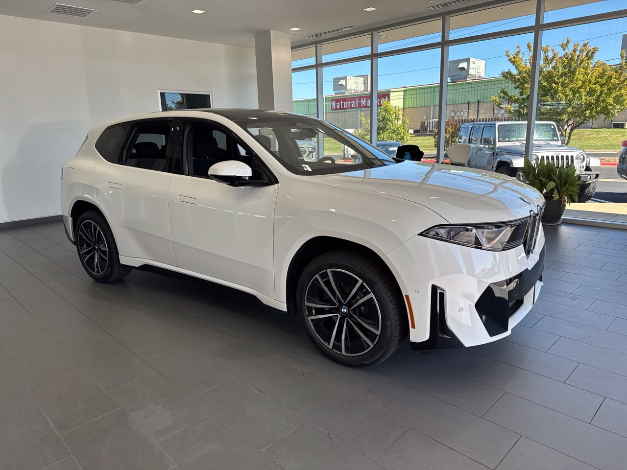  BMW iX3
