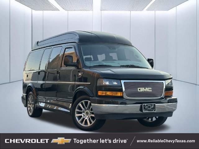 2021 GMC Savana Cargo