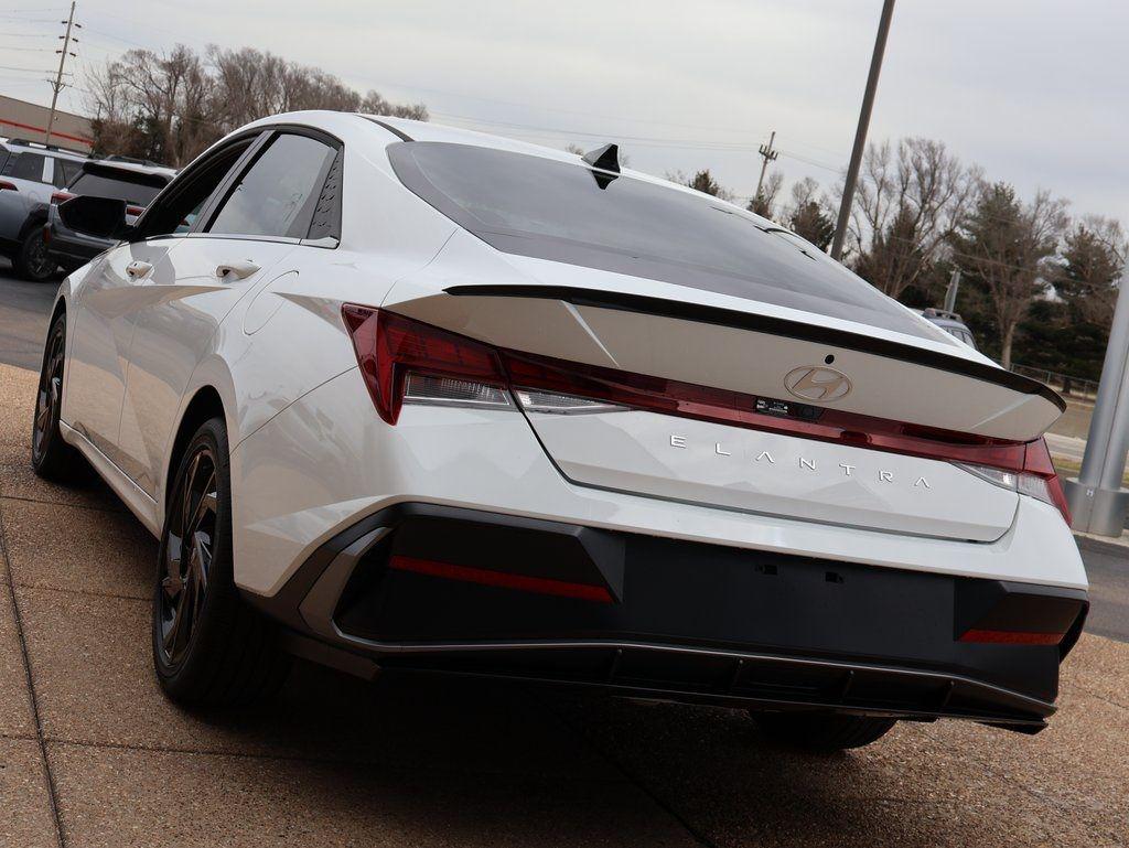 New 2026 Hyundai Elantra SEL Sport Sedan
