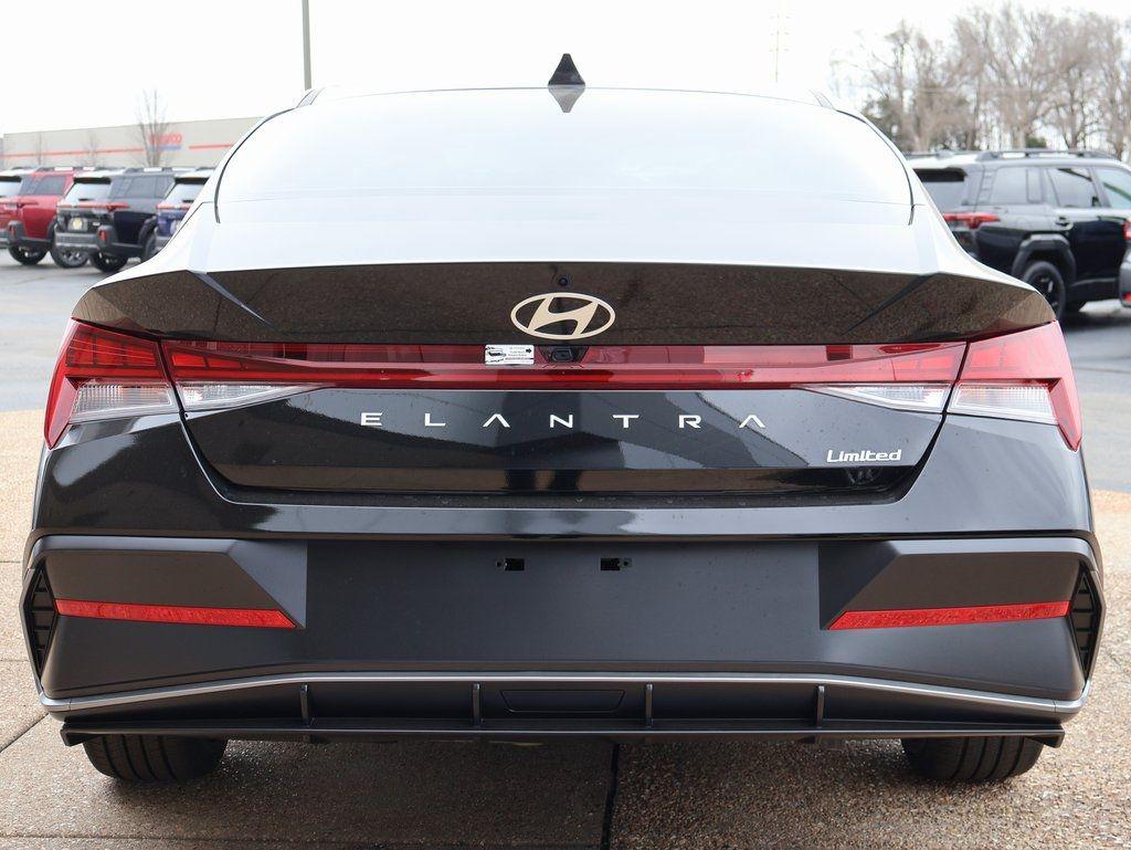 New 2026 Hyundai Elantra Limited Sedan