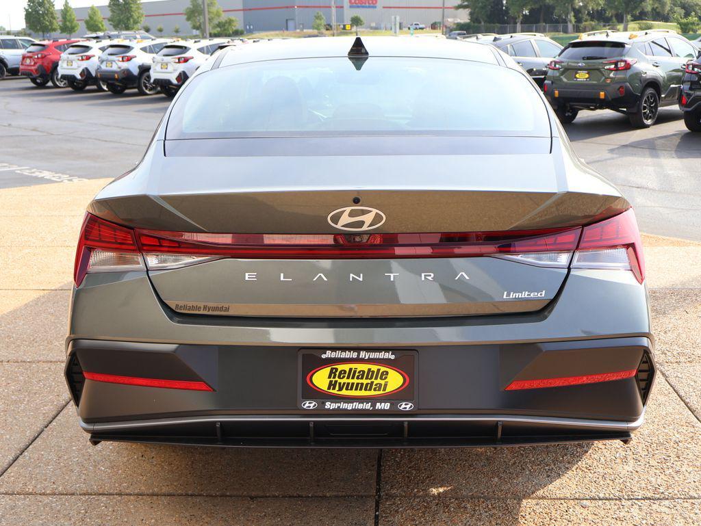 New 2026 Hyundai Elantra Limited Sedan