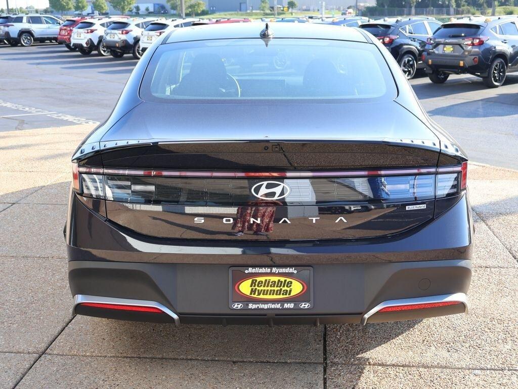 New 2026 Hyundai Sonata Hybrid Blue Sedan