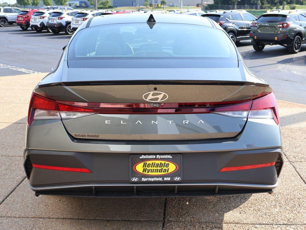 New 2026 Hyundai Elantra SEL Sport Plus Sedan