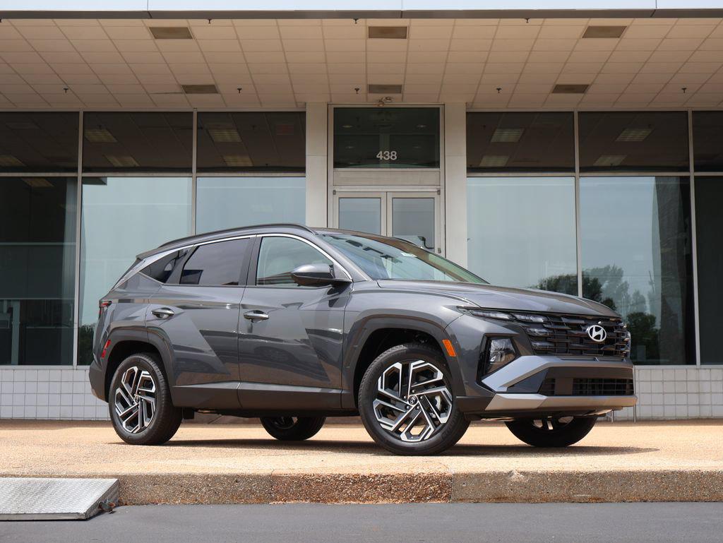 New 2026 Hyundai Tucson SEL Plus AWD SUV