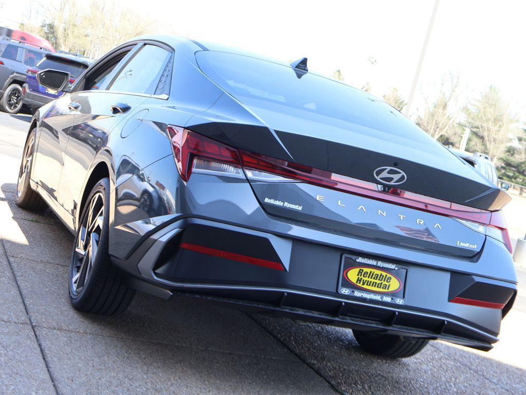 New 2026 Hyundai Elantra Limited Sedan