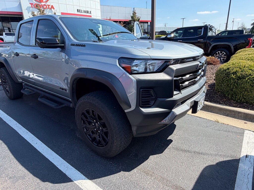 Used 2024 Chevrolet Colorado Trail Boss Truck