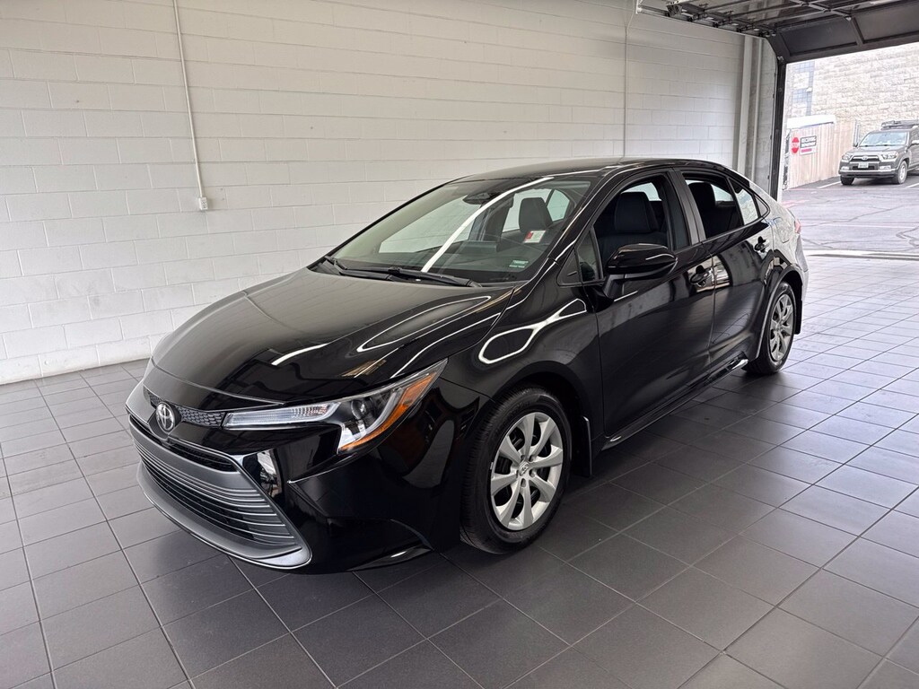 Used 2026 Toyota Corolla LE Sedan