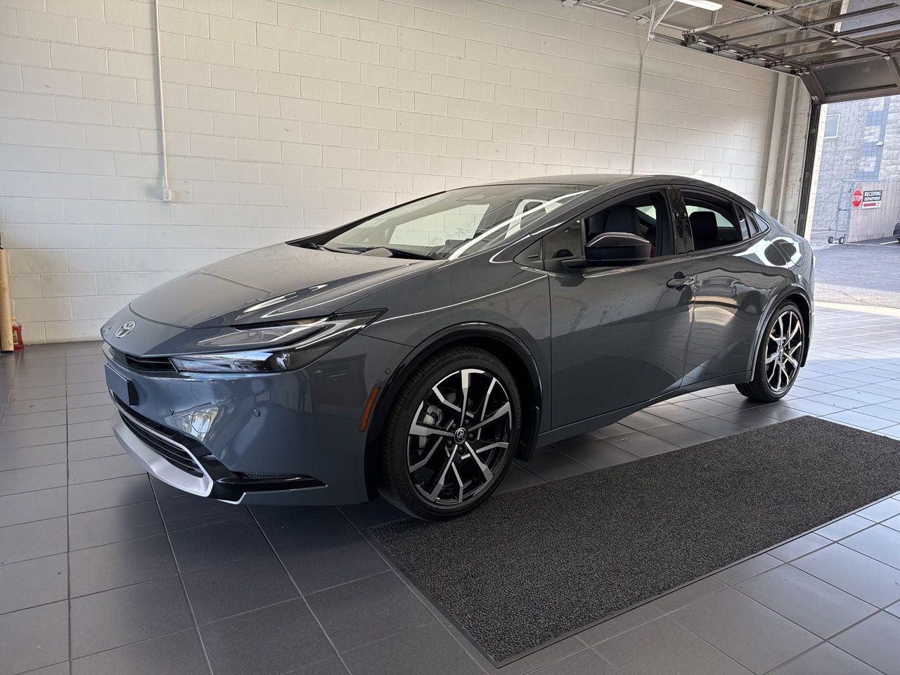 New 2026 Toyota Prius Plug-In Hybrid XSE Premium Hatchback