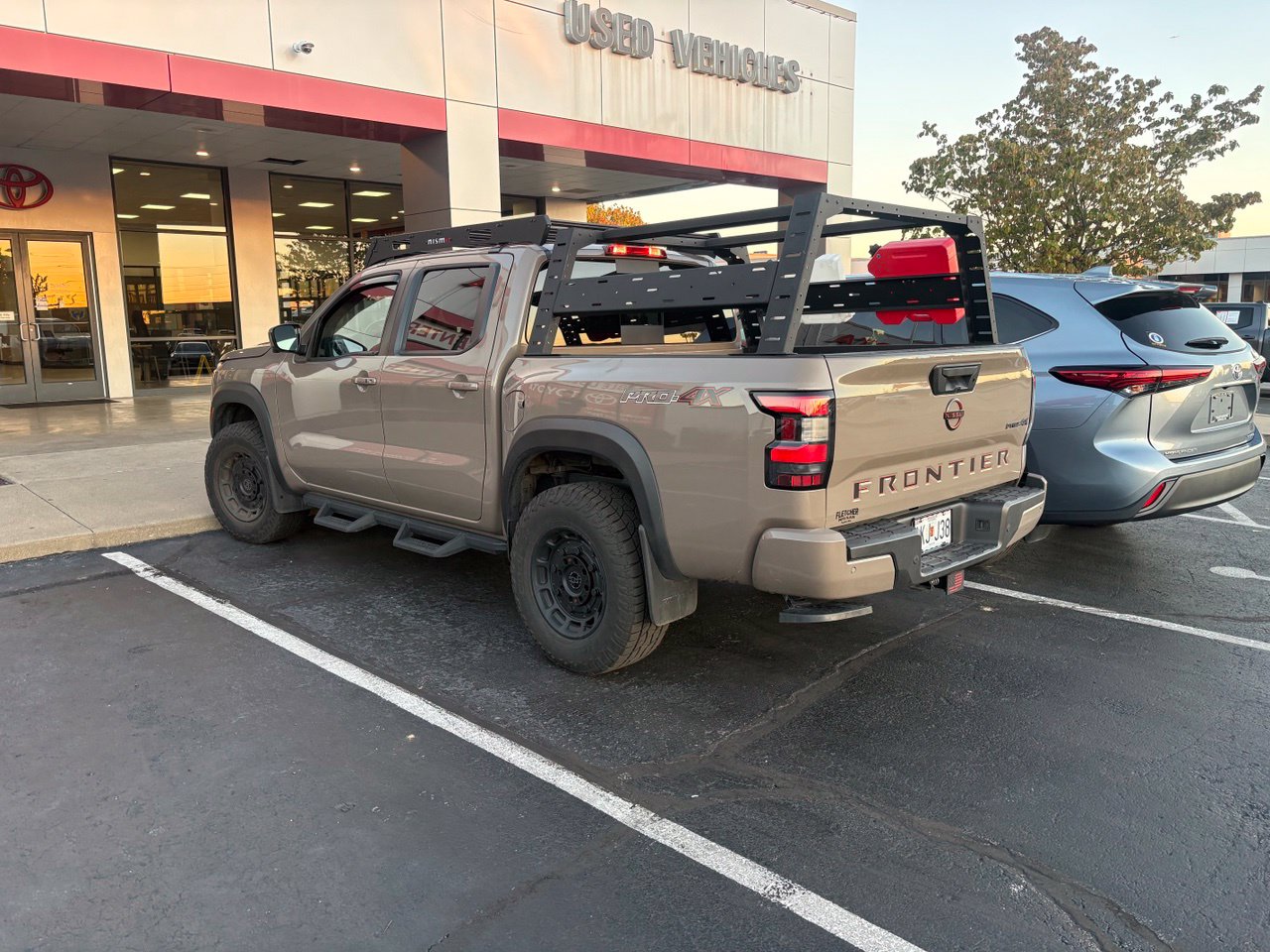 Used 2024 Nissan Frontier PRO-4X Truck