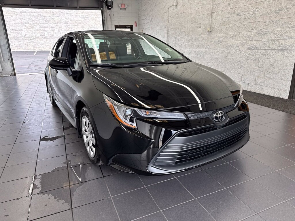 Used 2026 Toyota Corolla LE Sedan