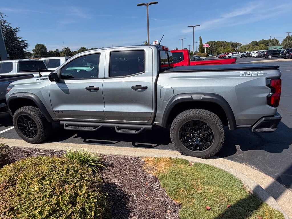 Used 2024 Chevrolet Colorado Trail Boss Truck