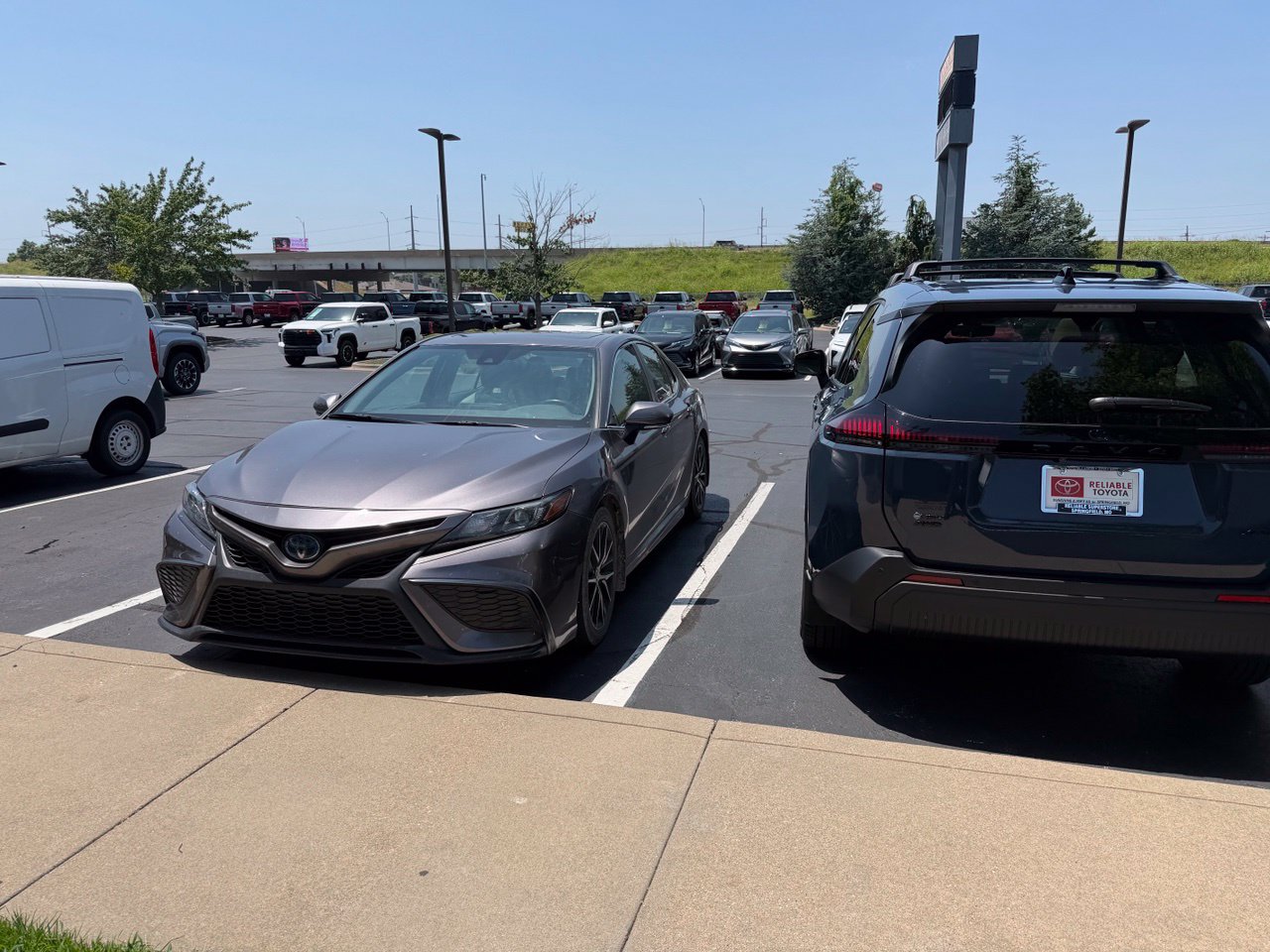 Used 2022 Toyota Camry Hybrid SE Sedan